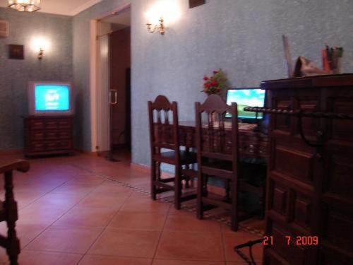 Hostal Cruz Verde Navalcarnero Exterior photo